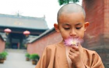 Tim ta nóng như lửa